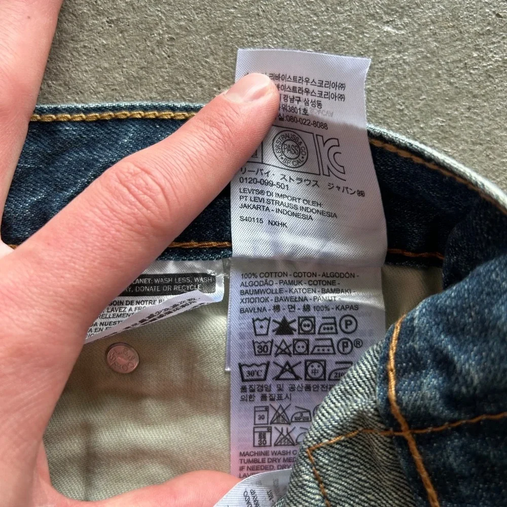 Levis 569 Jean Shorts‎ Size 34 Blue Medium Wash Loose Straight Fit Denim Jorts